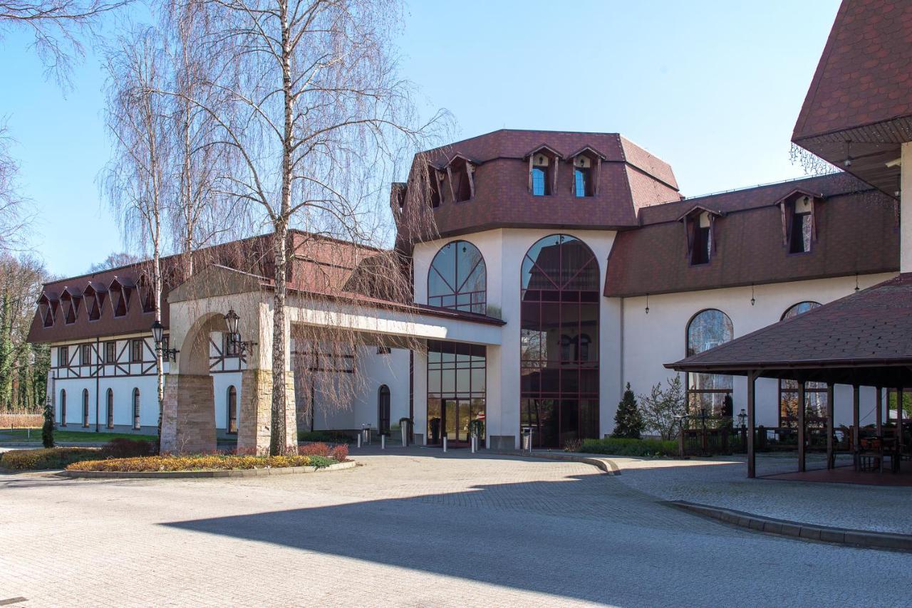 Hotel Rozdroze นีย์โบรอฟ ภายนอก รูปภาพ