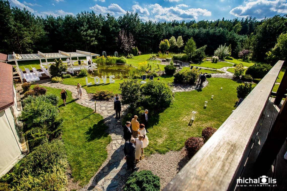 Hotel Rozdroze นีย์โบรอฟ ภายนอก รูปภาพ